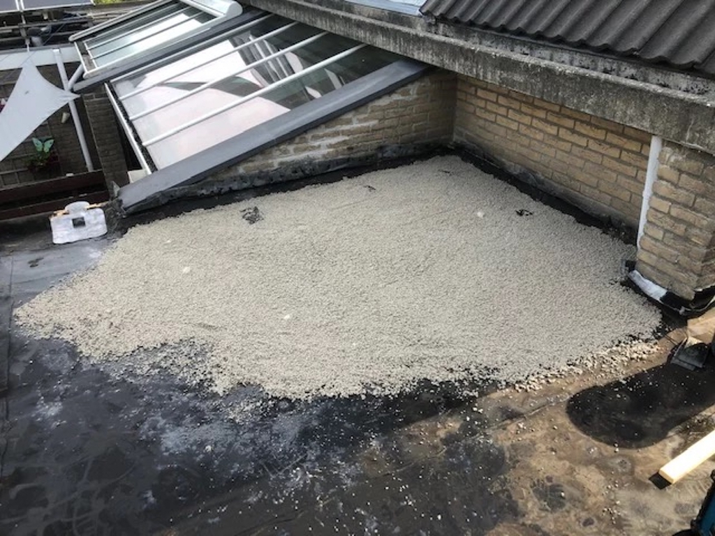 Oude Dakbedekking Bij Renovatie